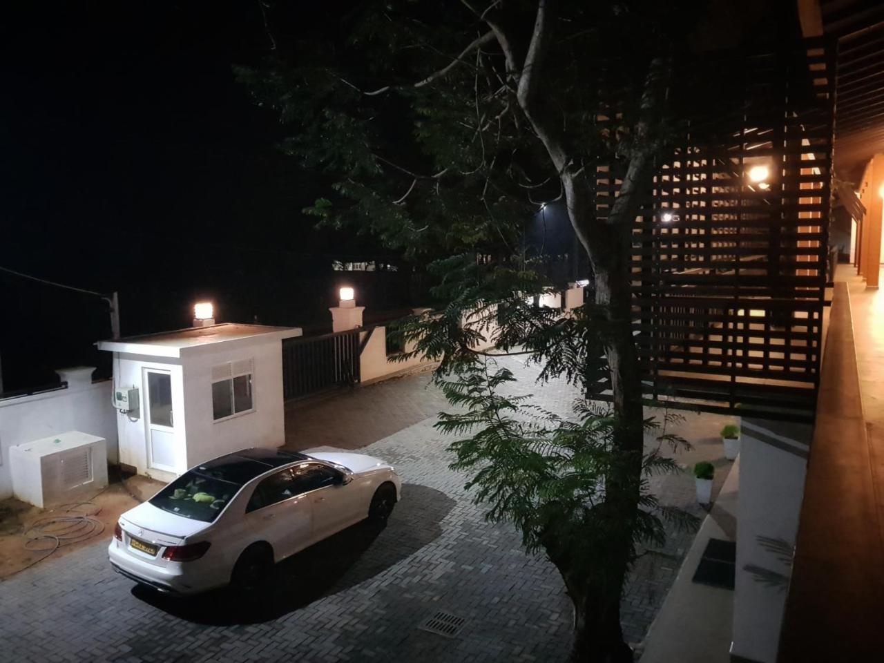 Livinya Holiday Resort Kataragama Exterior foto