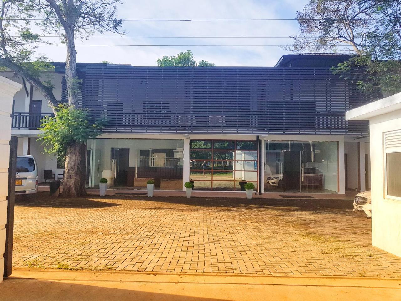 Livinya Holiday Resort Kataragama Exterior foto